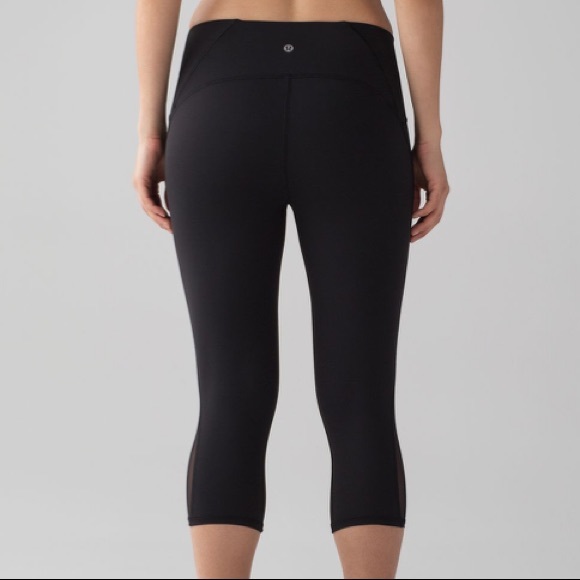 Lululemon Train Times Crop - Picture 5 of 10